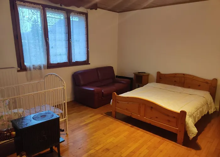 Maison De Campagne بيت للعطل Le Puy